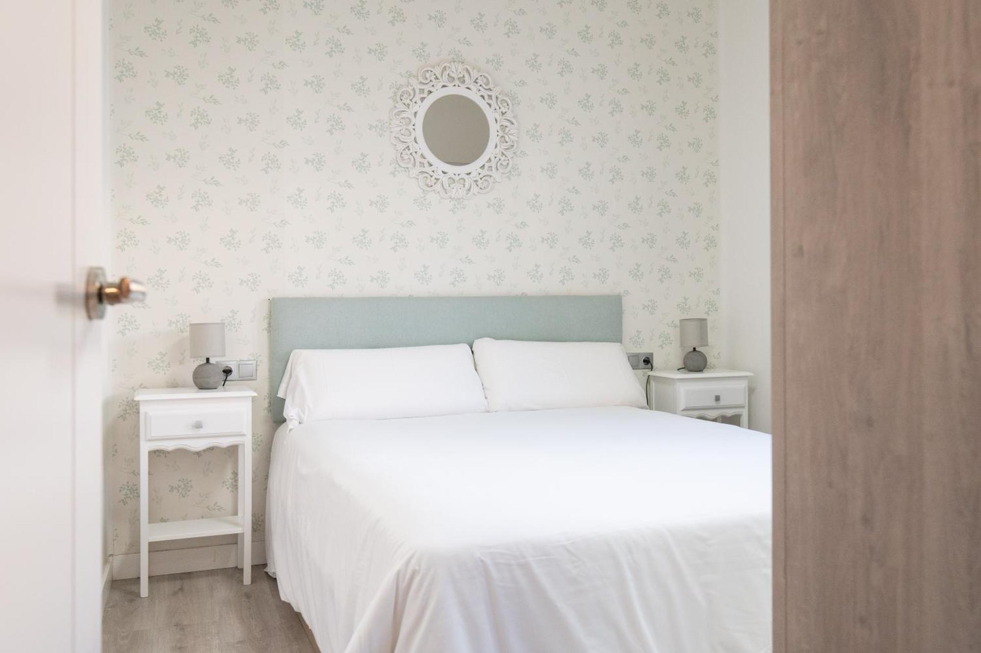 Apartamento Triana Habitame Inmobiliaria Sevilla Buitenkant foto