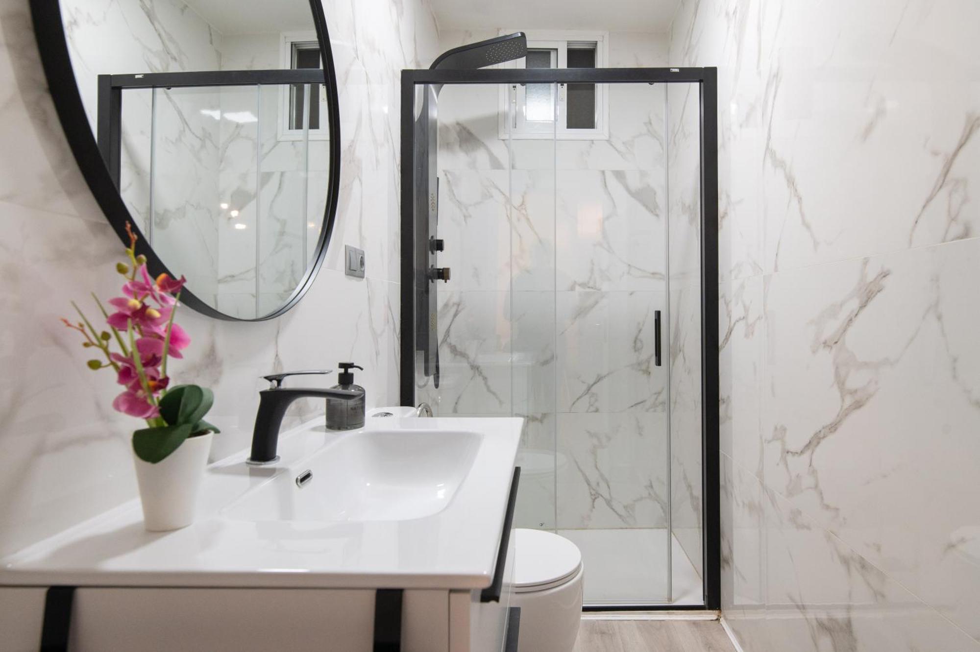 Apartamento Triana Habitame Inmobiliaria Sevilla Buitenkant foto